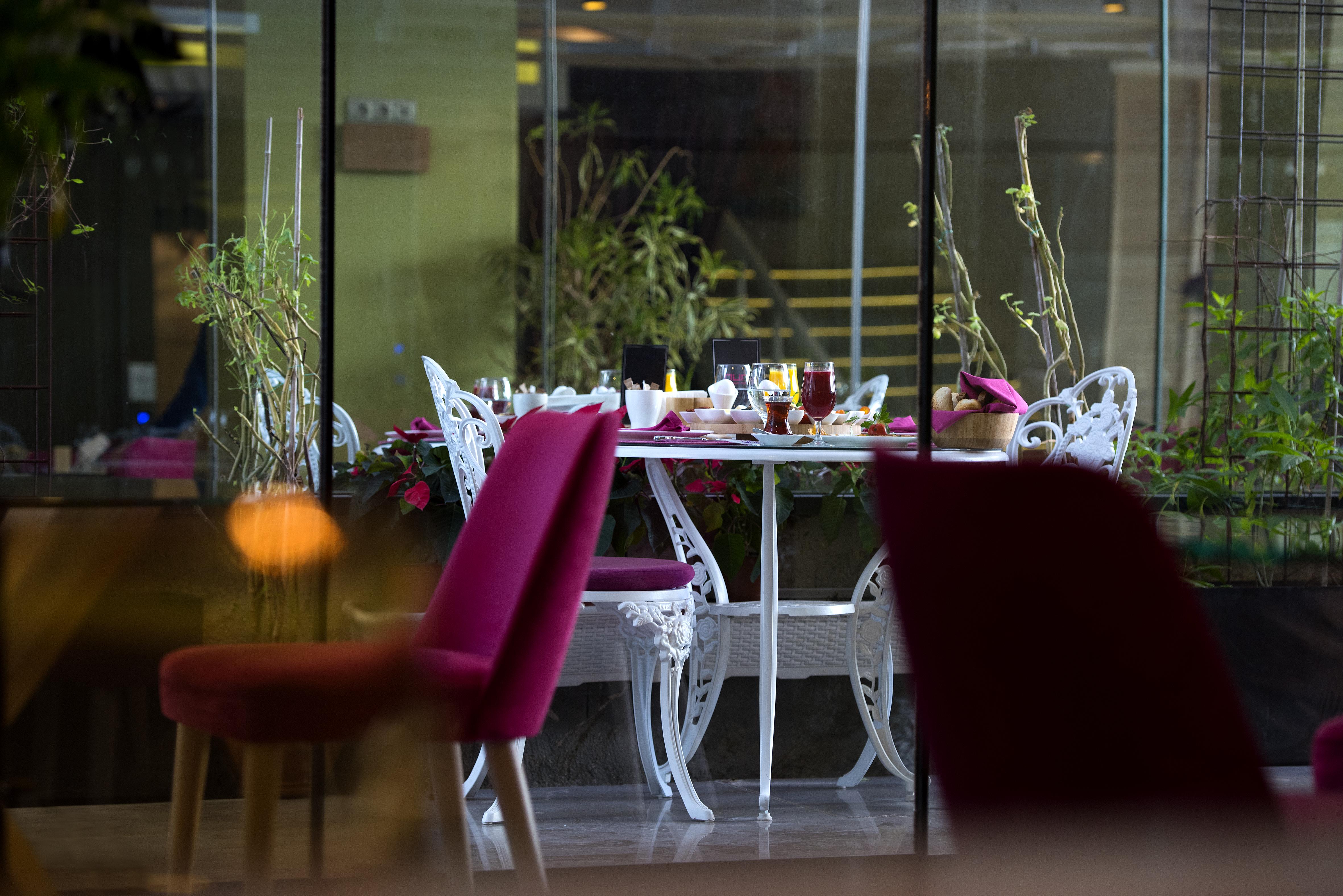 Nun Otel 4*
