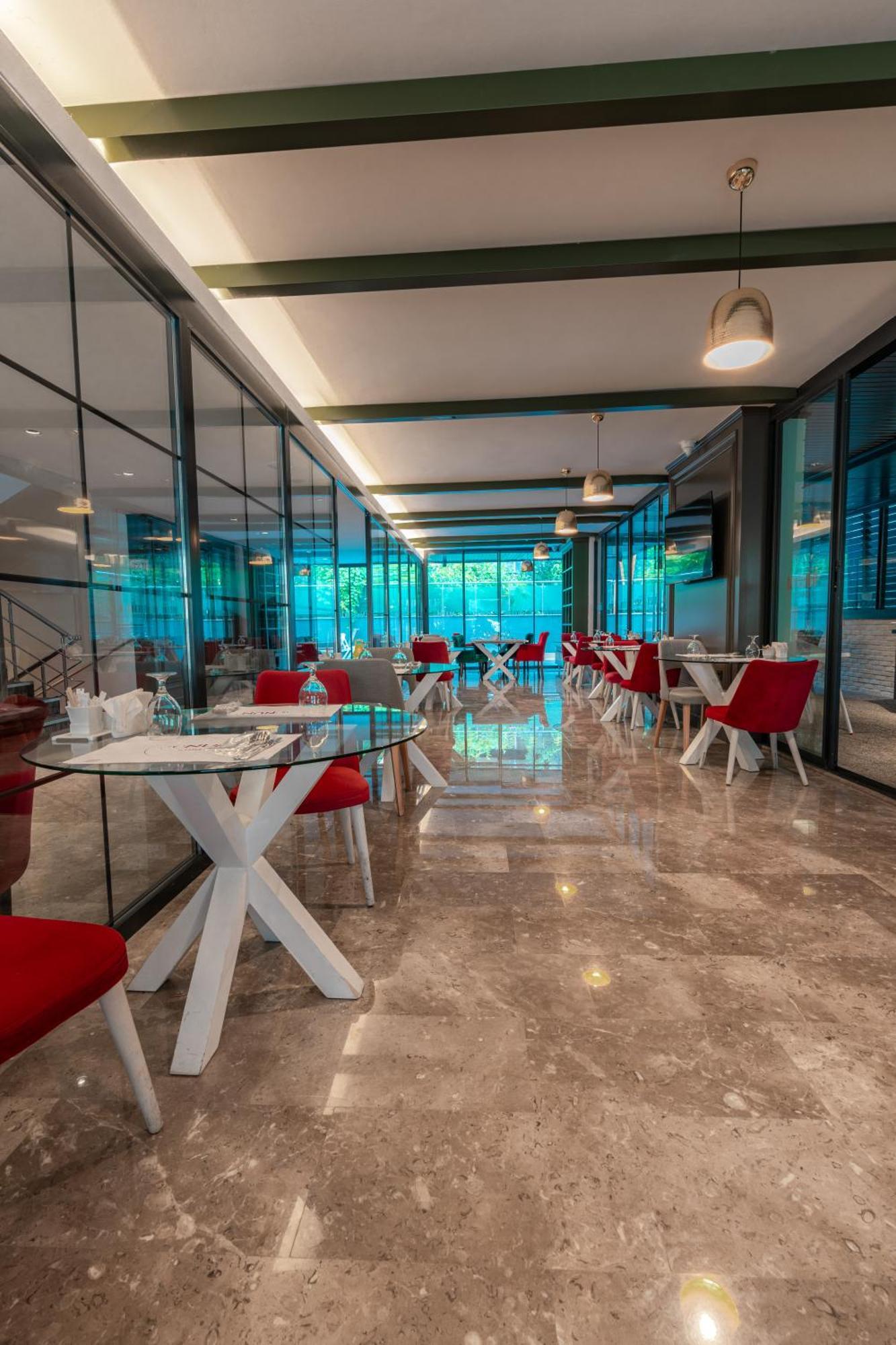 Nun Otel 4*